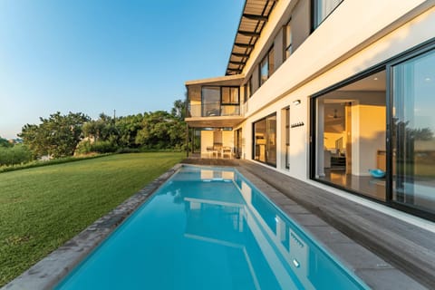 Patio, Day, Garden, Balcony/Terrace, Pool view, Swimming pool, Swimming pool