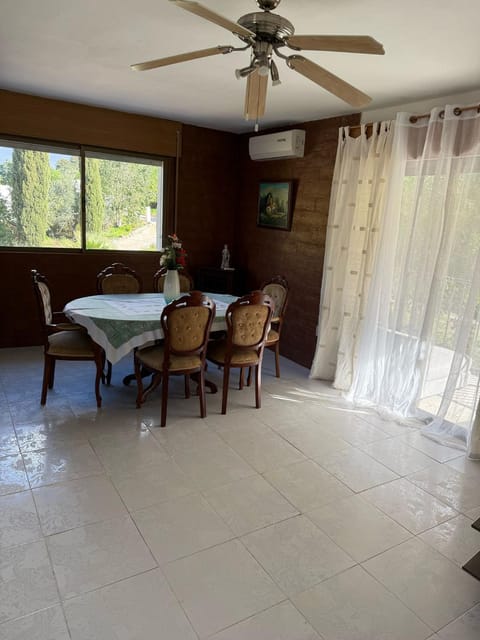 Villa Andres House in Alhaurín de la Torre