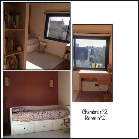 Bed, Library, Photo of the whole room, Bedroom