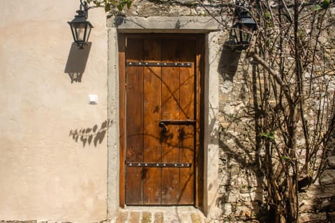 Facade/entrance, Day