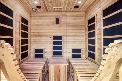 Sauna, Sauna, Seating area, Pets, Pets, pet friendly, pet friendly