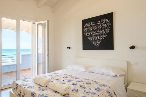 Casa Sul Mare free Wi-Fi Parking Elegance Apartment in Sardinia