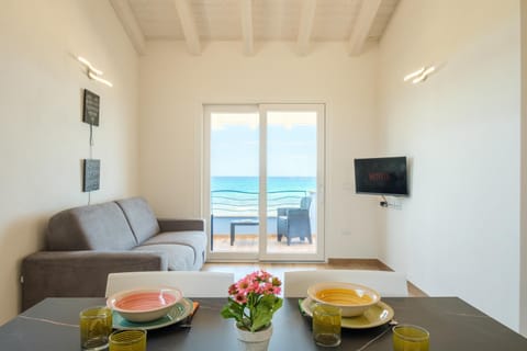 Casa Sul Mare free Wi-Fi Parking Elegance Apartment in Sardinia