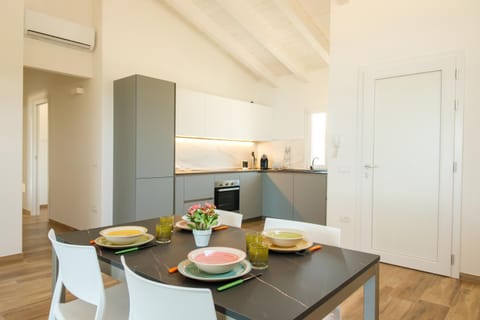 Casa Sul Mare free Wi-Fi Parking Elegance Apartment in Sardinia