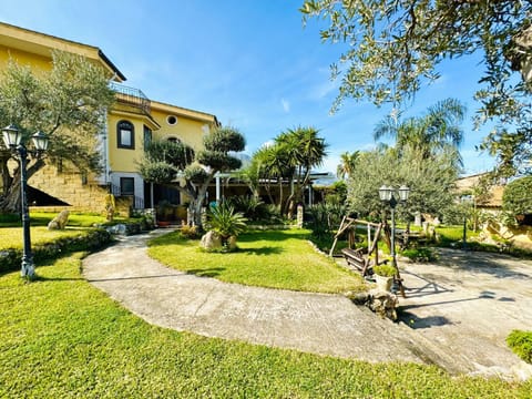 Property building, Garden