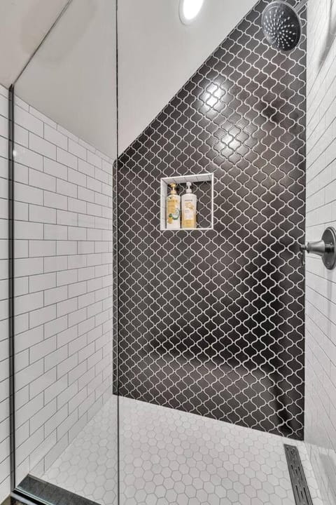 The Royal Villa by The Arbor Collection House in Ann Arbor