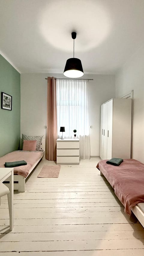 Beautiful Rooms - Wały Chrobrego Hostel in Szczecin
