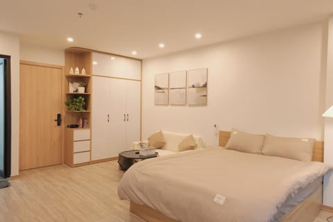 Bed, Photo of the whole room, Bedroom, wardrobe