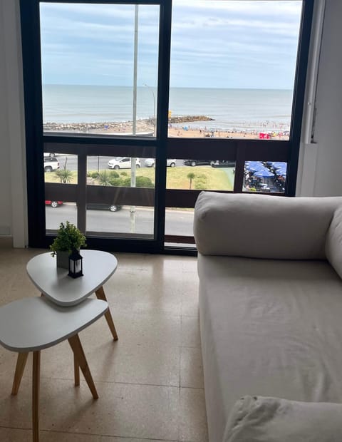 Living room, Sea view