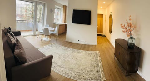 Communal lounge/ TV room, Seating area