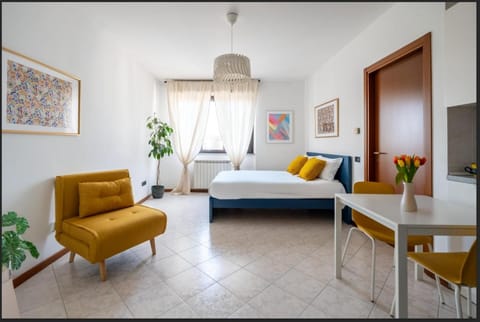 Dining area, Bedroom