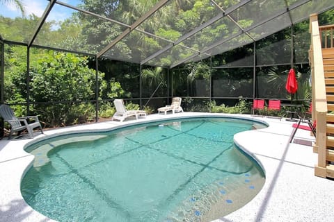 Two Story Private Pool Home Near Bradenton Beach House in Longboat Key