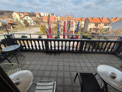 Day, Balcony/Terrace, Balcony/Terrace, Seating area