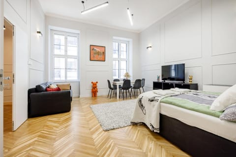 Bed, Seating area, Bedroom, towels