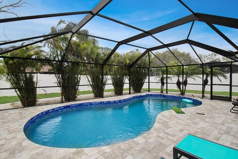 Day, Natural landscape, Pool view, Swimming pool