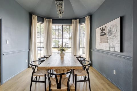 Stylish and spacious 3 bedroom house House in Fort Worth