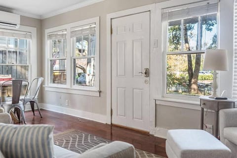 Old Dauphin Way Historic Home - Unit 4 Apartment in Mobile