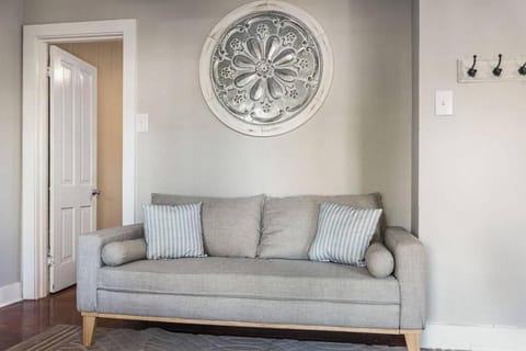 Old Dauphin Way Historic Home - Unit 4 Apartment in Mobile