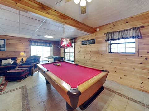 Kajun Kove House in Douglas Lake