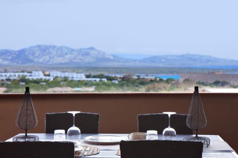 Terrazza Valle della Luna Apartment in Stintino