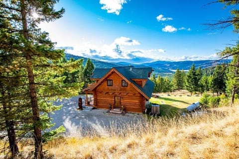 Three Bears Chalet Chalet in Idaho