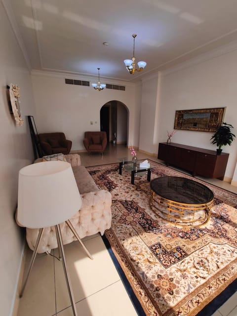 Delightful 3Bedroom Family Apartment with Garden View Apartment in Al Sharjah