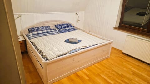 Ruhiges Zimmer bei Hamburg mit Top Anbindung Vacation rental in Hamburg