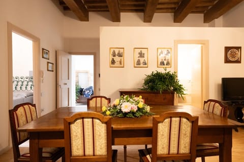 Elena Historic House Apartment in Gubbio