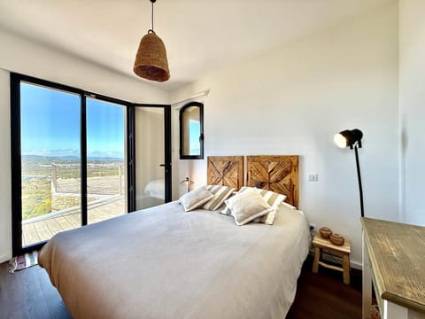 Villa Altezza - vue mer 270° House in Porto-Vecchio