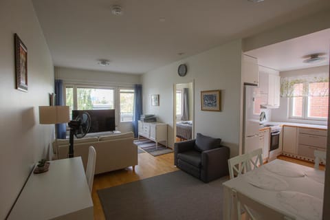 Living room, Photo of the whole room