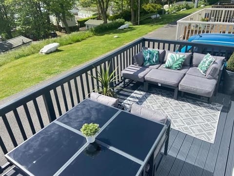 Balcony/Terrace, Balcony/Terrace, Seating area