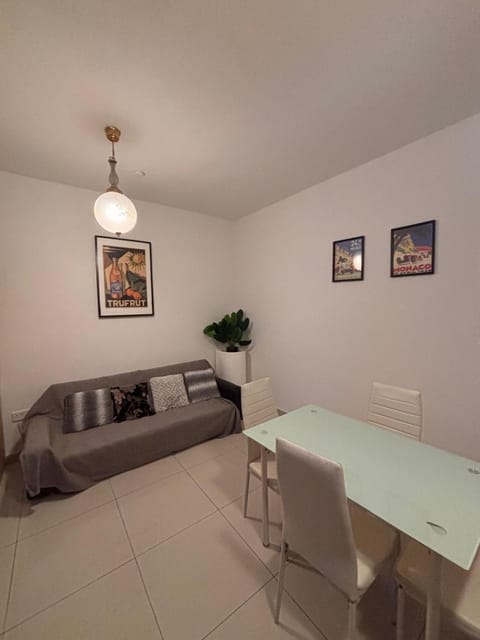 4 Person Sliema Spacious Room Airconditioned and Self Check Vacation rental in Sliema