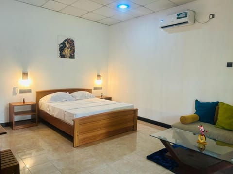 Bed, Photo of the whole room, Bedroom, air conditioner