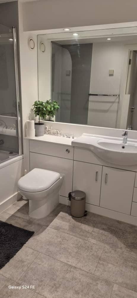 Apartment In Canary Wharf, London Apartment in England