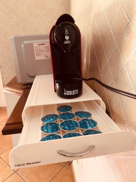 Suite con Patio Privato e Comfort Moderni Apartment in Fiumicino