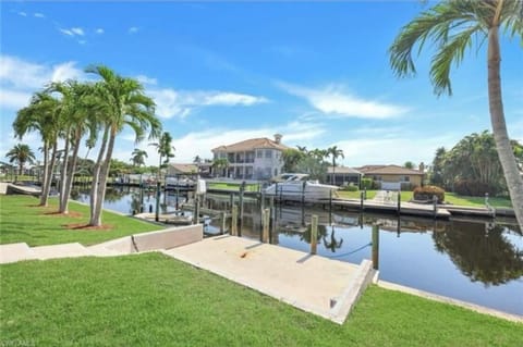 Oceanfront Retreat in Fort Myers - 3 Bedrooms, Private Pool House in Iona