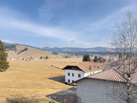 Spring, Day, Natural landscape, Mountain view