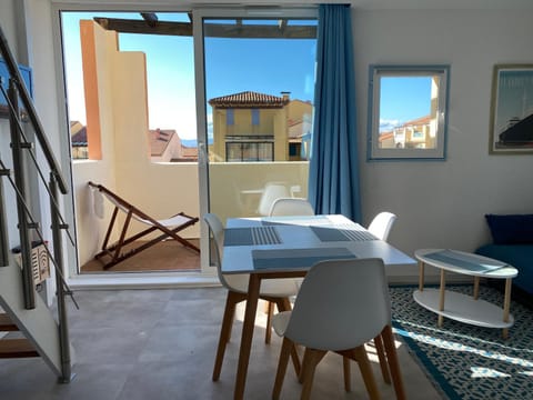 Balcony/Terrace, Living room, Dining area