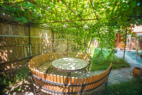 Garden, Garden