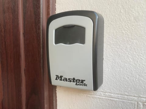 Welsh Retreat with Stunning Views sleeps upto 4 House in Wales