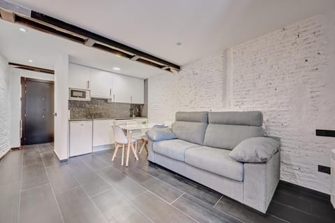Kitchen or kitchenette, Living room, Seating area