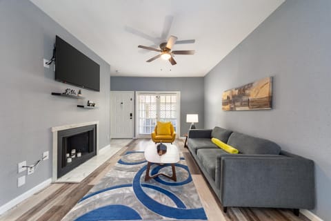 TV and multimedia, Living room, Seating area