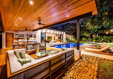 Property building, Garden view, Pool view, Swimming pool