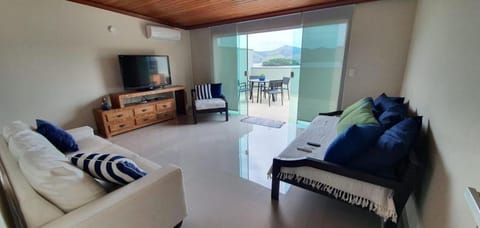 Communal lounge/ TV room, Natural landscape, Living room, Seating area, Mountain view