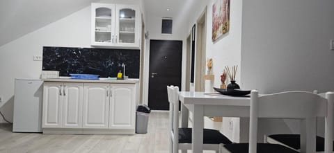 Taksim Apartman 1 Apartment in Dubrovnik-Neretva County