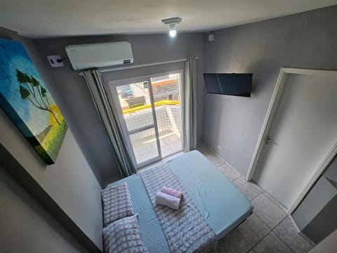 Bedroom, air conditioner
