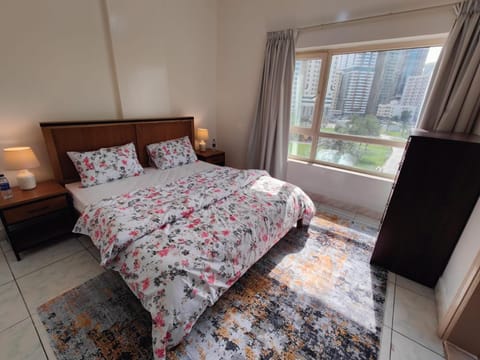 Luxury 3-Bedroom Apartment with Garden View opposite to Safiya Park Apartment in Al Sharjah