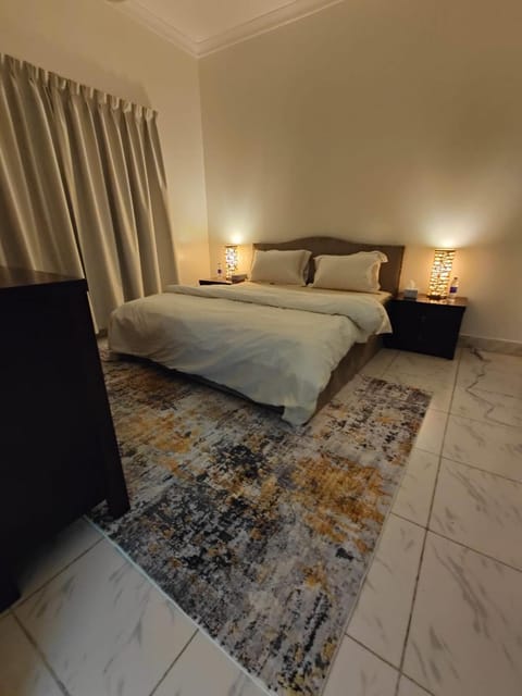 Luxury 3-Bedroom Apartment with Garden View opposite to Safiya Park Apartment in Al Sharjah