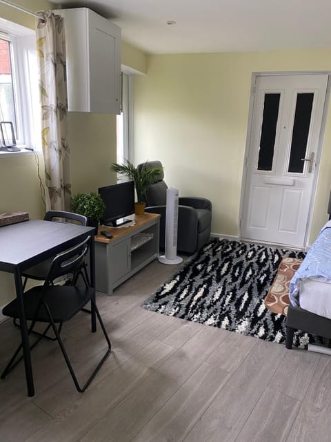 Living room, Photo of the whole room