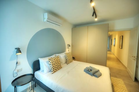 Chic, bright and modern 3 bedrooms KBAS1-1 Apartment in Sliema